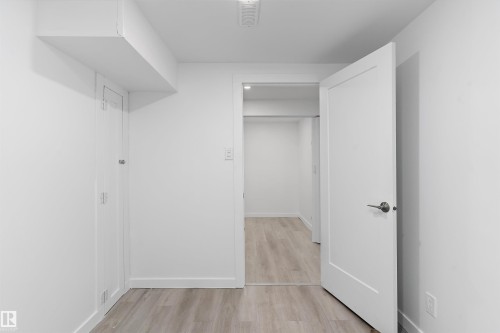 5 Mcleod Place Nw, Edmonton, AB - Indoor