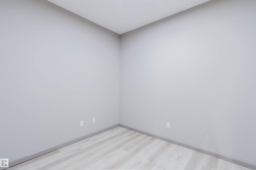 #106 160 Magrath Rd Nw, Edmonton, AB - Indoor Photo Showing Other Room