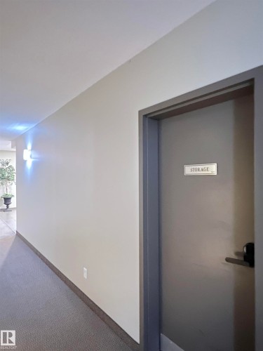 #106 160 Magrath Rd Nw, Edmonton, AB - Indoor Photo Showing Other Room