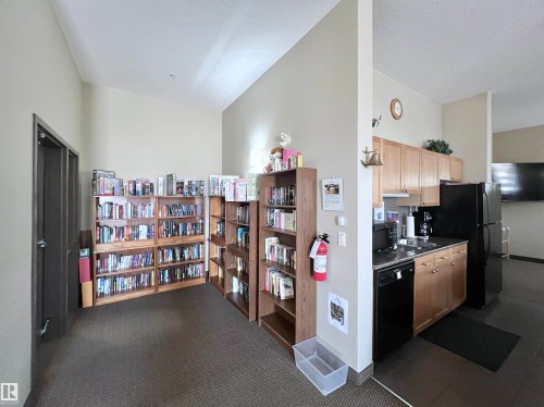 #106 160 Magrath Rd Nw, Edmonton, AB - Indoor