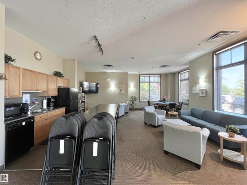 #106 160 Magrath Rd Nw, Edmonton, AB - Indoor
