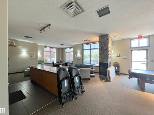 #106 160 Magrath Rd Nw, Edmonton, AB - Indoor Photo Showing Other Room