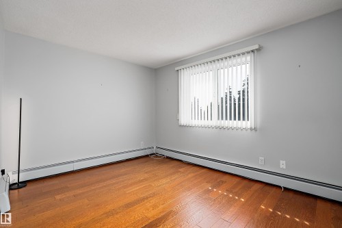 #315 5520 Riverbend Rd Nw, Edmonton, AB - Indoor Photo Showing Other Room