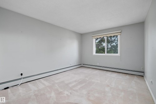 #315 5520 Riverbend Rd Nw, Edmonton, AB - Indoor Photo Showing Other Room