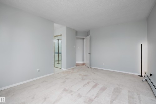 #315 5520 Riverbend Rd Nw, Edmonton, AB - Indoor Photo Showing Other Room