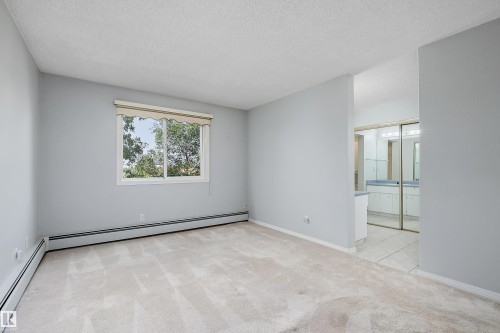 #315 5520 Riverbend Rd Nw, Edmonton, AB - Indoor Photo Showing Other Room