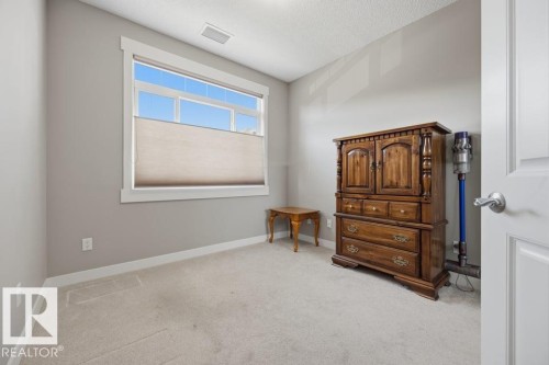 #205 511 Queen St, Spruce Grove, AB - Indoor