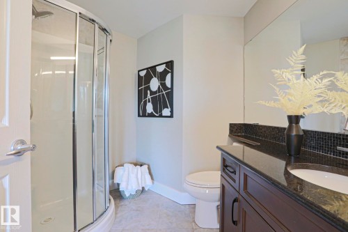 #703 10303 111 St Nw, Edmonton, AB - Indoor Photo Showing Bathroom