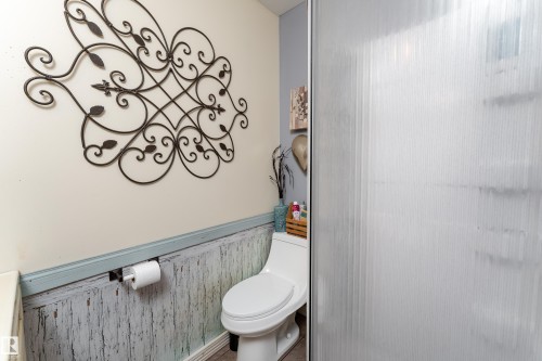 130 Lakeshore Drive, Rural Lac Ste. Anne County, AB - Indoor Photo Showing Bathroom