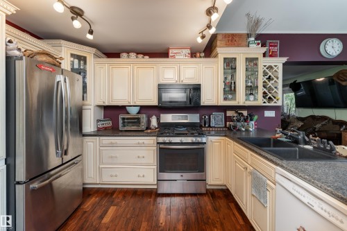 130 Lakeshore Drive, Rural Lac Ste. Anne County, AB - Indoor Photo Showing Kitchen With Double Sink