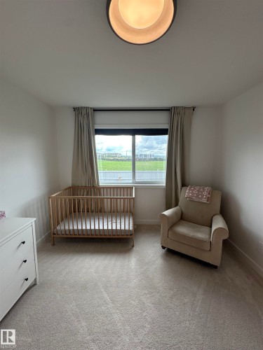 29 Chartres Close, St. Albert, AB - Indoor Photo Showing Bedroom