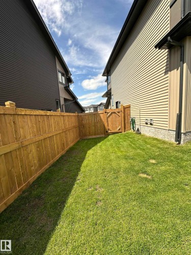 29 Chartres Close, St. Albert, AB - Outdoor