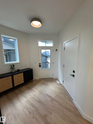 29 Chartres Close, St. Albert, AB - Indoor Photo Showing Other Room