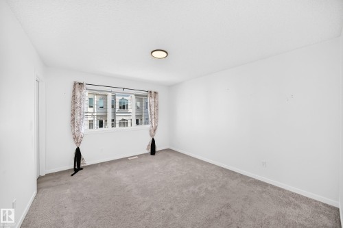 #4 905 172 St Sw, Edmonton, AB - Indoor Photo Showing Other Room