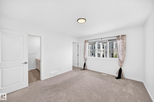 #4 905 172 St Sw, Edmonton, AB - Indoor Photo Showing Other Room