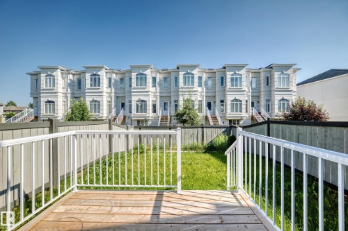 #4 905 172 St Sw, Edmonton, AB - Outdoor