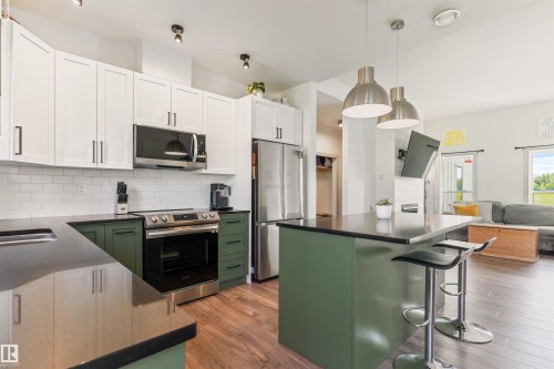 5406 Poplar Lane, Athabasca Town, AB - Indoor Photo Showing Kitchen With Upgraded Kitchen