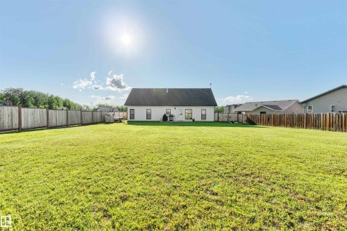 5406 Poplar Lane, Athabasca Town, AB - Outdoor With Backyard