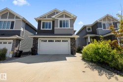 3870 ROBINS Crescent NW  Edmonton, AB T5S 0M8