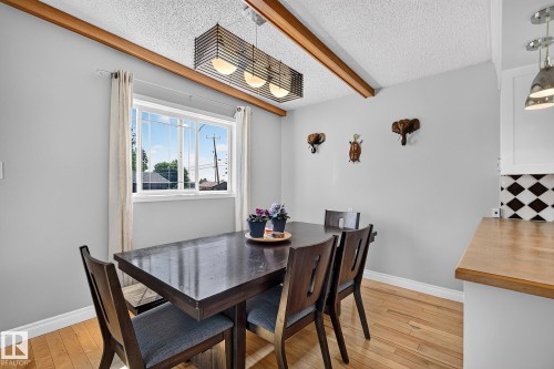 7703 134 Avenue Nw, Edmonton, AB - Indoor Photo Showing Dining Room
