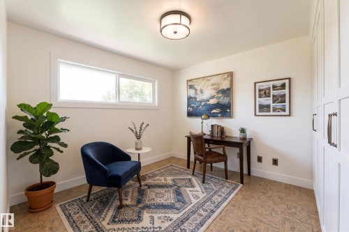 Digitally enhanced - 13423 112 Street Nw, Edmonton, AB - Indoor