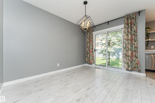 #134 10909 106 St Nw, Edmonton, AB - Indoor Photo Showing Other Room