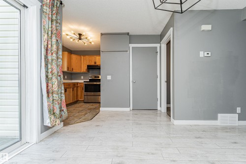 #134 10909 106 St Nw, Edmonton, AB - Indoor