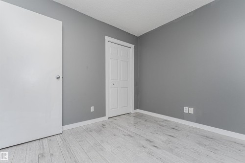 #134 10909 106 St Nw, Edmonton, AB - Indoor Photo Showing Other Room