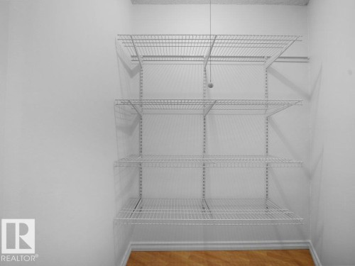 #912 13910 Stony Plain Rd Nw Nw, Edmonton, AB - Indoor With Storage