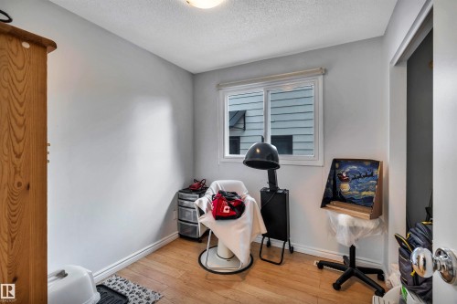 10282 87 Street Nw, Edmonton, AB - Indoor