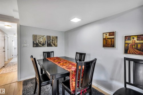 10282 87 Street Nw, Edmonton, AB - Indoor Photo Showing Dining Room