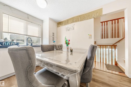 5417 14A Ave, Edmonton, AB - Indoor
