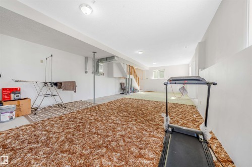 5417 14A Ave, Edmonton, AB - Indoor
