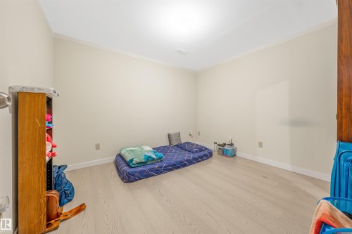 5417 14A Ave, Edmonton, AB - Indoor Photo Showing Bedroom
