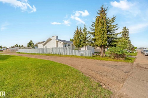 5417 14A Ave, Edmonton, AB - Outdoor