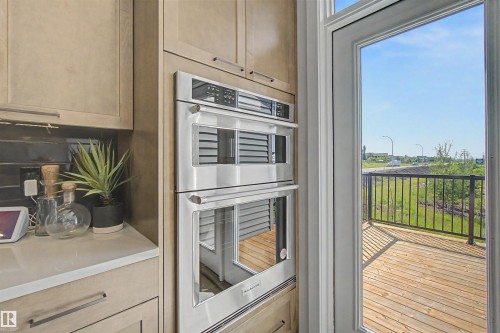 2 Nouveau Drive, St. Albert, AB - Indoor Photo Showing Kitchen