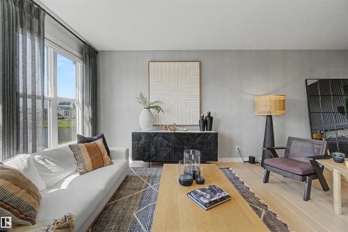 2 Nouveau Drive, St. Albert, AB - Indoor Photo Showing Living Room