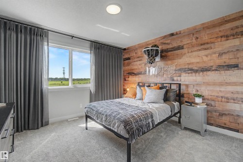 2 Nouveau Drive, St. Albert, AB - Indoor Photo Showing Bedroom