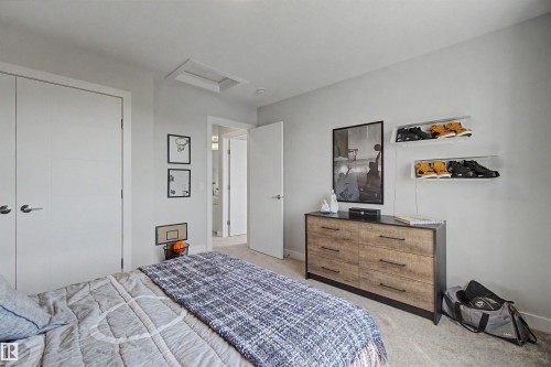 2 Nouveau Drive, St. Albert, AB - Indoor Photo Showing Bedroom