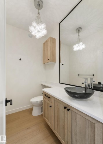 23 Lakevista, Beaumont, AB - Indoor Photo Showing Bathroom
