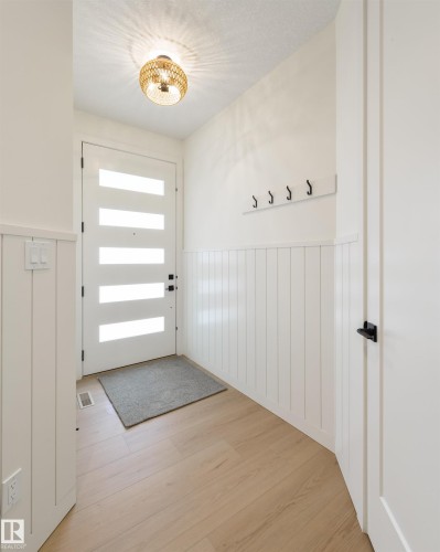 23 Lakevista, Beaumont, AB - Indoor Photo Showing Other Room