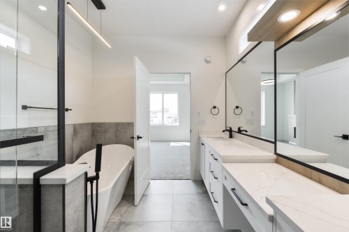 23 Lakevista, Beaumont, AB - Indoor Photo Showing Bathroom