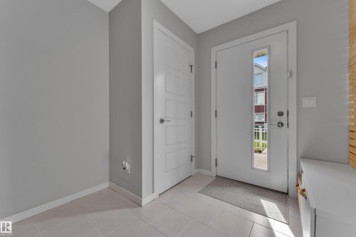 #36 215 Saddleback Rd Nw, Edmonton, AB - Indoor Photo Showing Other Room