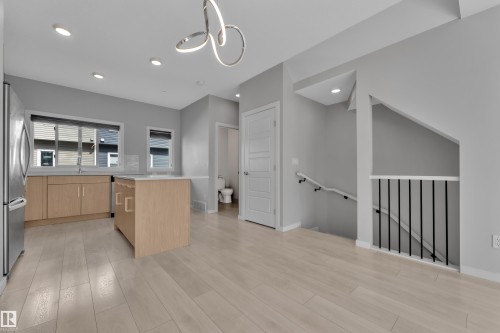 #36 215 Saddleback Rd Nw, Edmonton, AB - Indoor