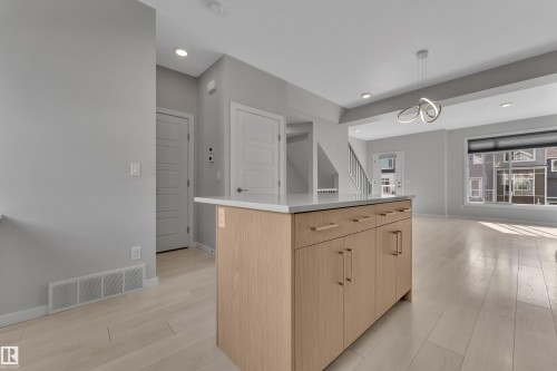 #36 215 Saddleback Rd Nw, Edmonton, AB - Indoor Photo Showing Other Room