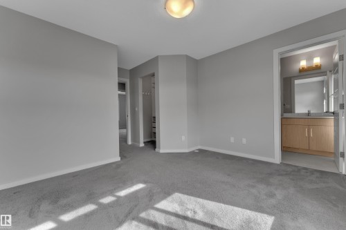 #36 215 Saddleback Rd Nw, Edmonton, AB - Indoor Photo Showing Other Room