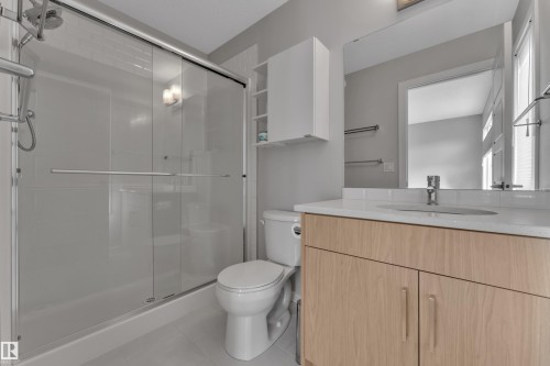 #36 215 Saddleback Rd Nw, Edmonton, AB - Indoor Photo Showing Bathroom