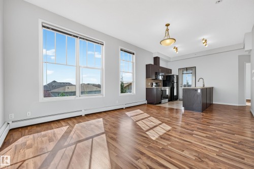 #406 105 Ambleside Dr Sw, Edmonton, AB - Indoor Photo Showing Living Room