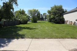 5211 53AV   Mundare, AB T0B 3H0