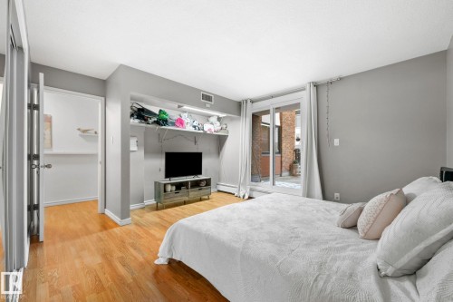#105 11011 86 Av Nw, Edmonton, AB - Indoor Photo Showing Bedroom